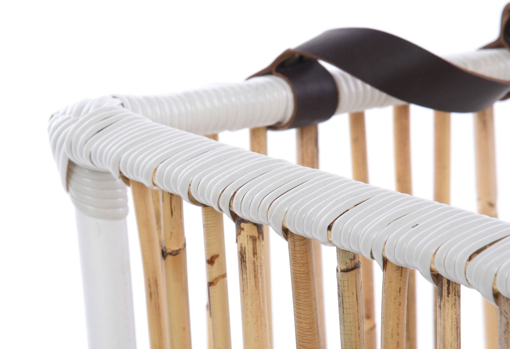 Wypełnij go ulubionymi smakołykami