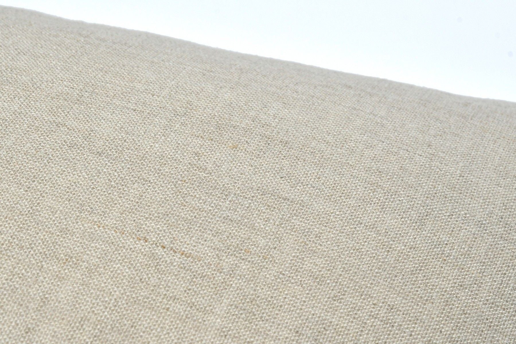 Spersonalizuj swoją poduszkę Rhoda 50 x 50 cm w kolorze beżowym