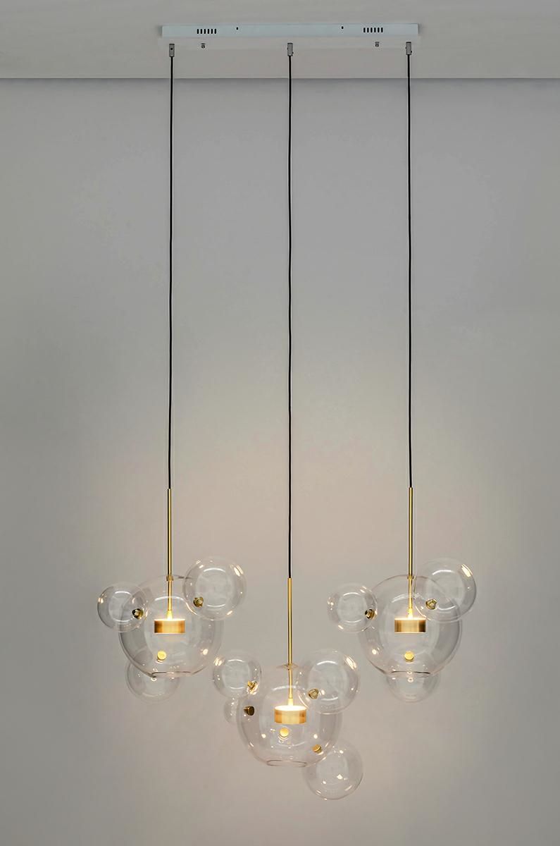 Rozświetla nutą bogactwa