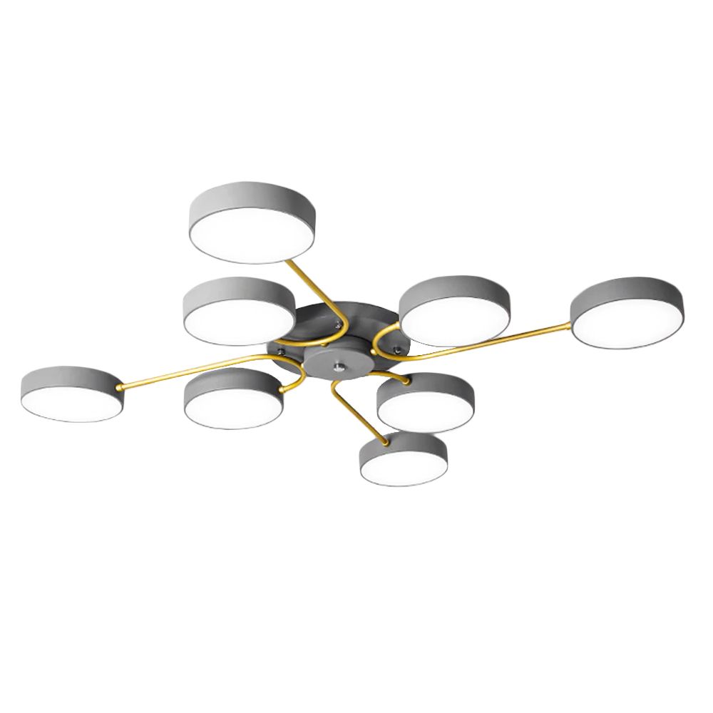 Lampa sufitowa Counterpoint o eleganckim i nowoczesnym stylu.