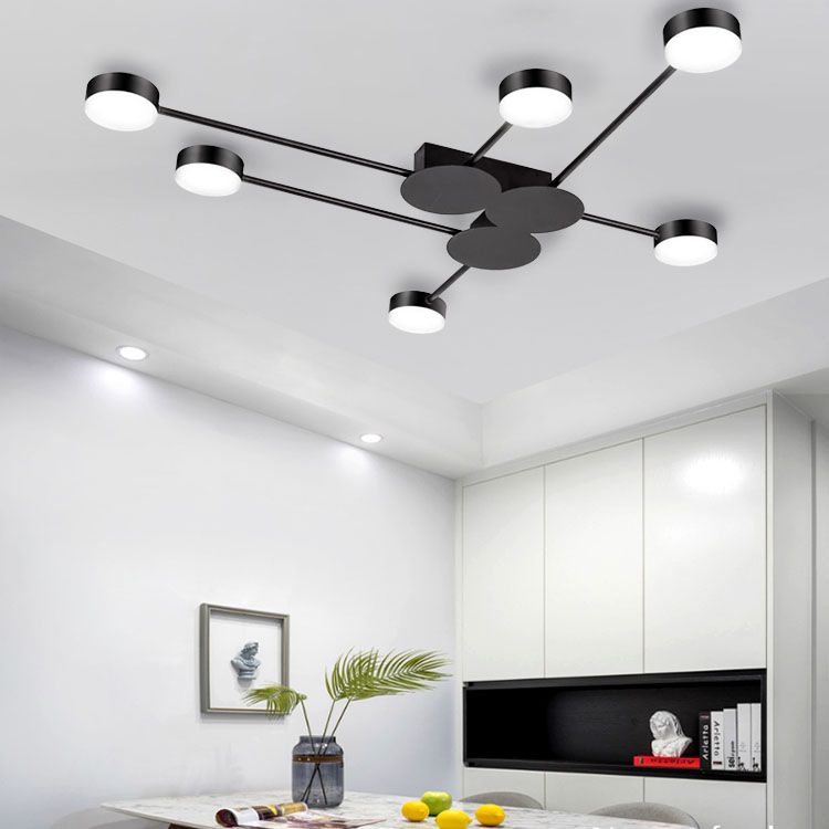 Lampa sufitowa Counterpoint w nowoczesnym wydaniu.