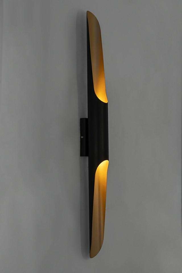 Villa / Coltrane wall lamp